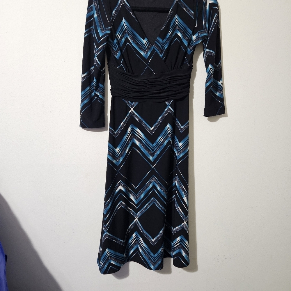 Evan Picone Patterned Dress - Picture 3 of 6